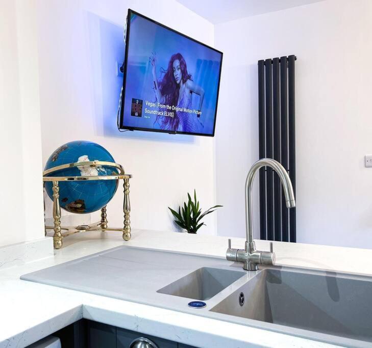 Juliet Beautiful 1 Bedroom, Central, Modern Space. 달링턴 외부 사진