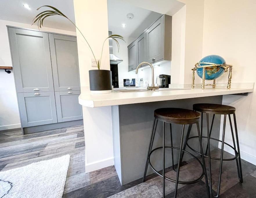 Juliet Beautiful 1 Bedroom, Central, Modern Space. 달링턴 외부 사진